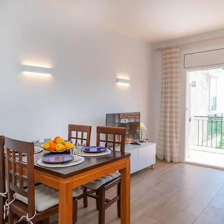 Fané De Dalt Apartamento Llançà